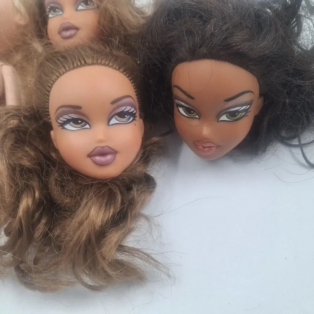 2001 Bratz Doll Replacement Heads Lot of 4 Chloe Sasha & Yasmin